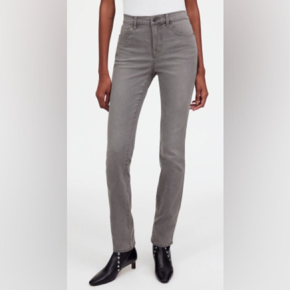 Madewell Women's Petite Curvy Mid-Rise Stovepipe Jeans Hallandale Wash, Size P29